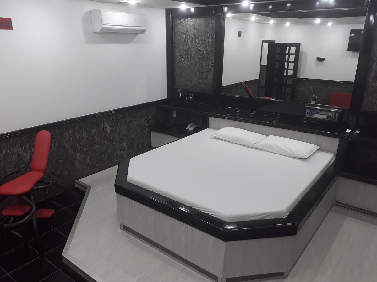 Motel Casa Branca Blumenau Ngoại thất bức ảnh