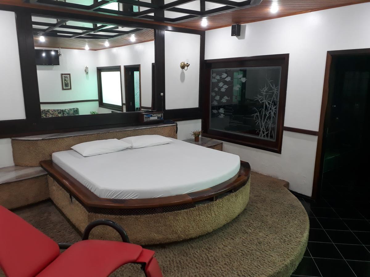Motel Casa Branca Blumenau Ngoại thất bức ảnh